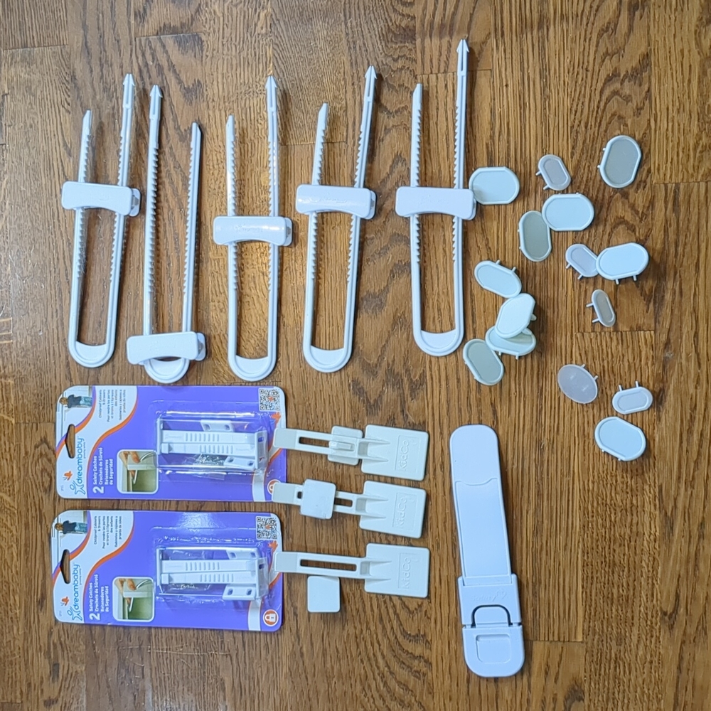 Dreambaby Safety Locks